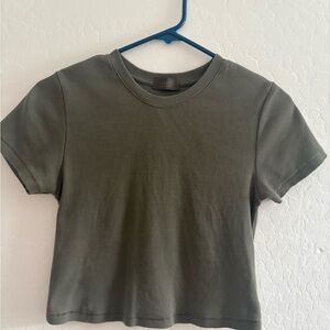 Nuuds Ribbed Knit Top in Olive